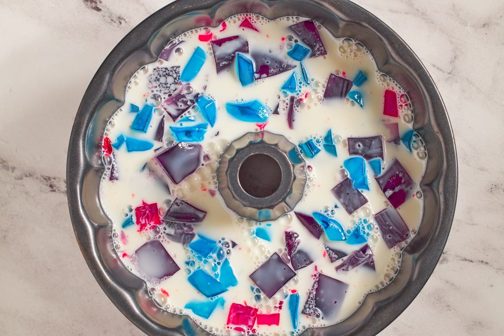 Bi Gemstone Jello (Broken Glass Jell-O)